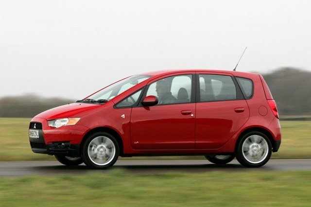 mitsubishi colt 2011 review