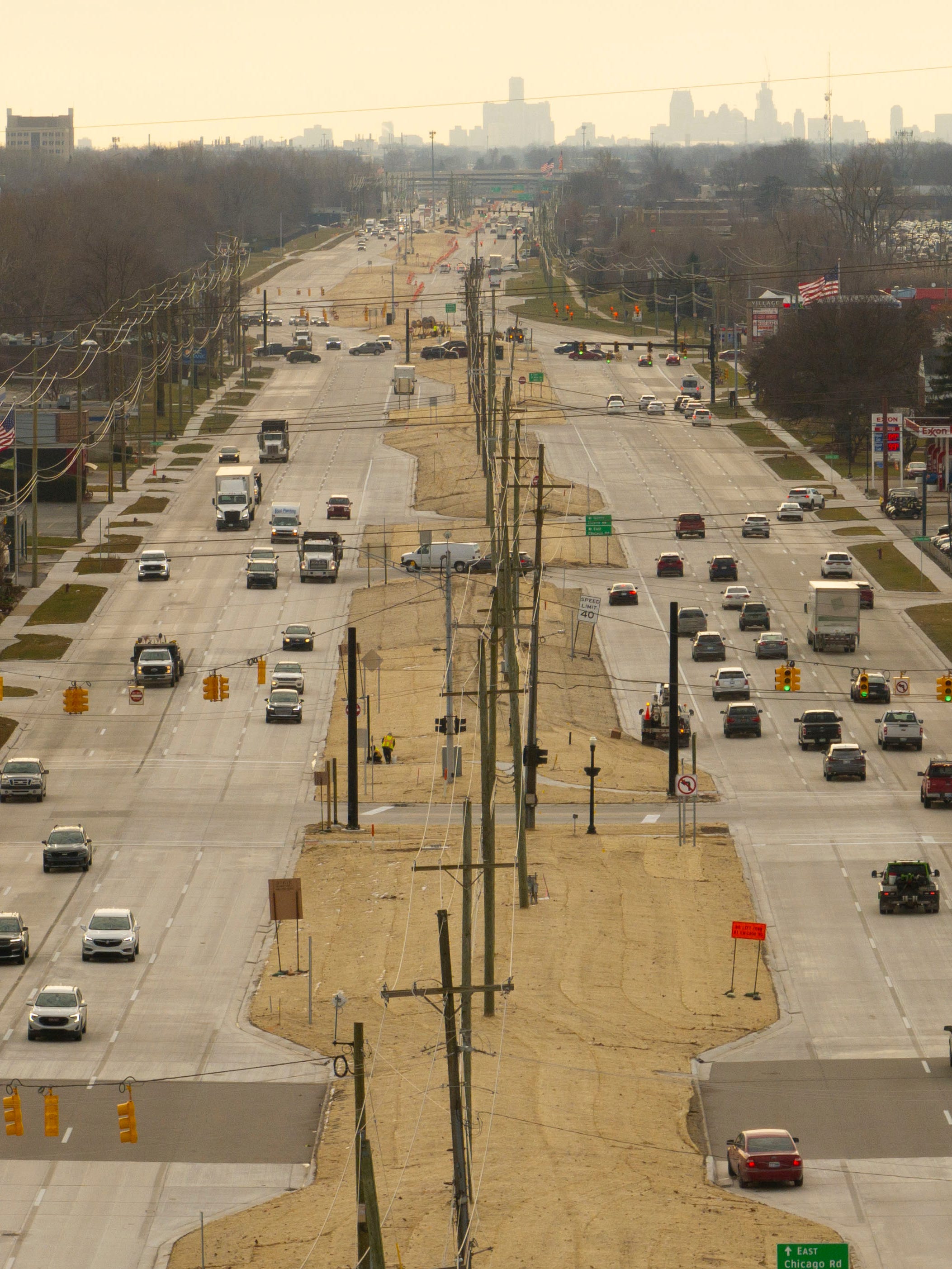 mound road closed today