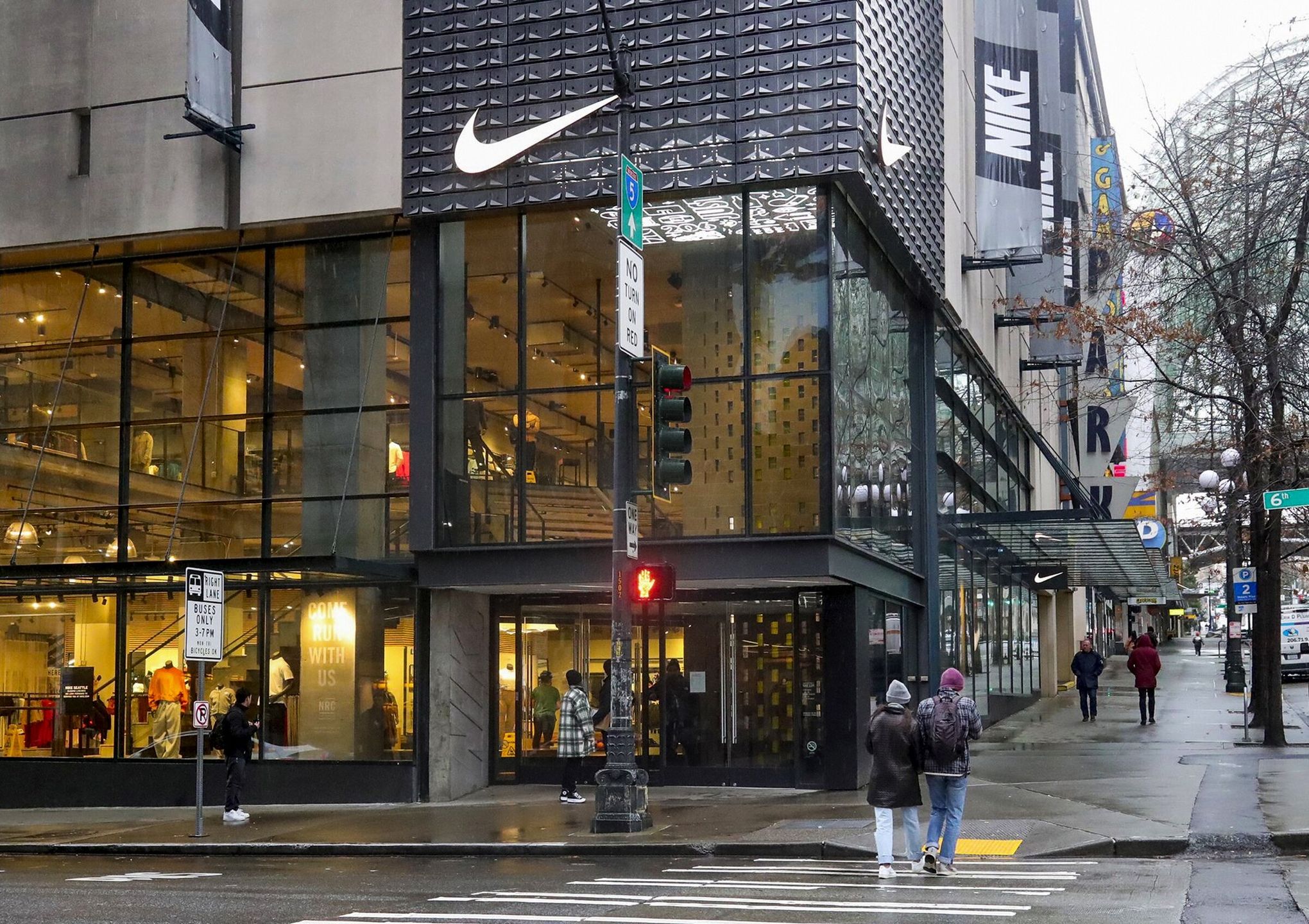 nike store in