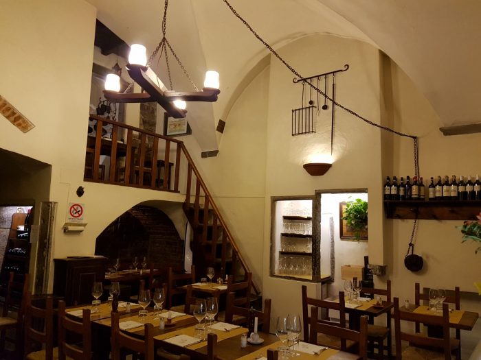 osteria del cinghiale bianco