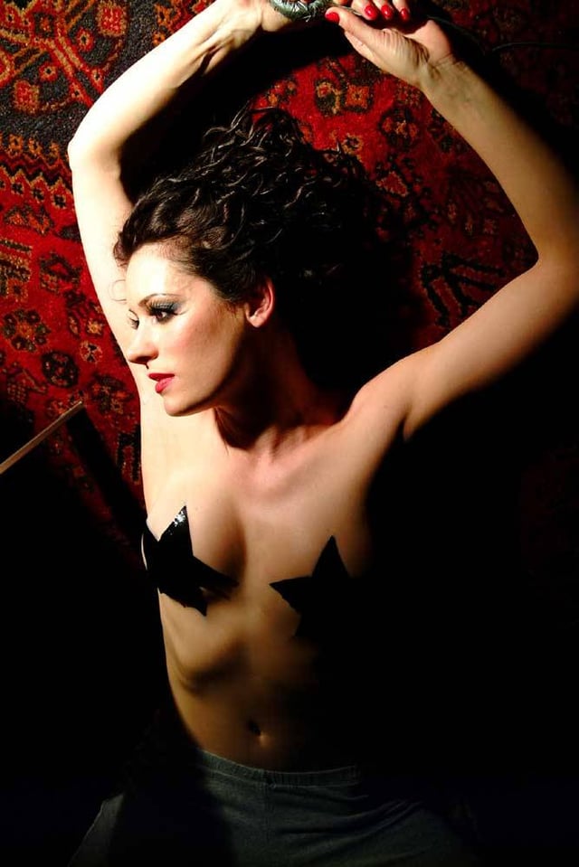 paget brewster sexy