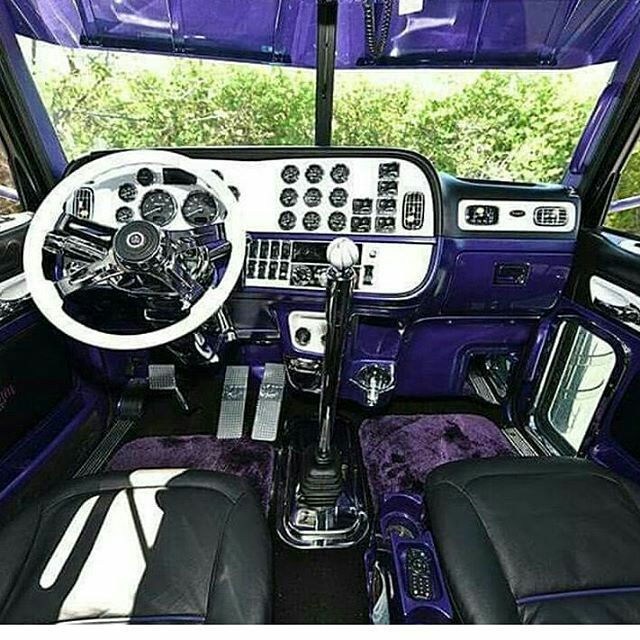 peterbilt 379 interior