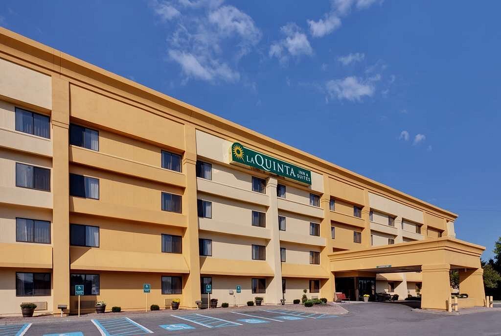 plattsburgh hotels