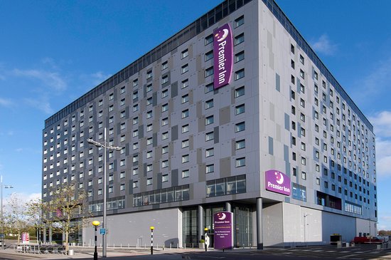 premier inn hotel gatwick airport