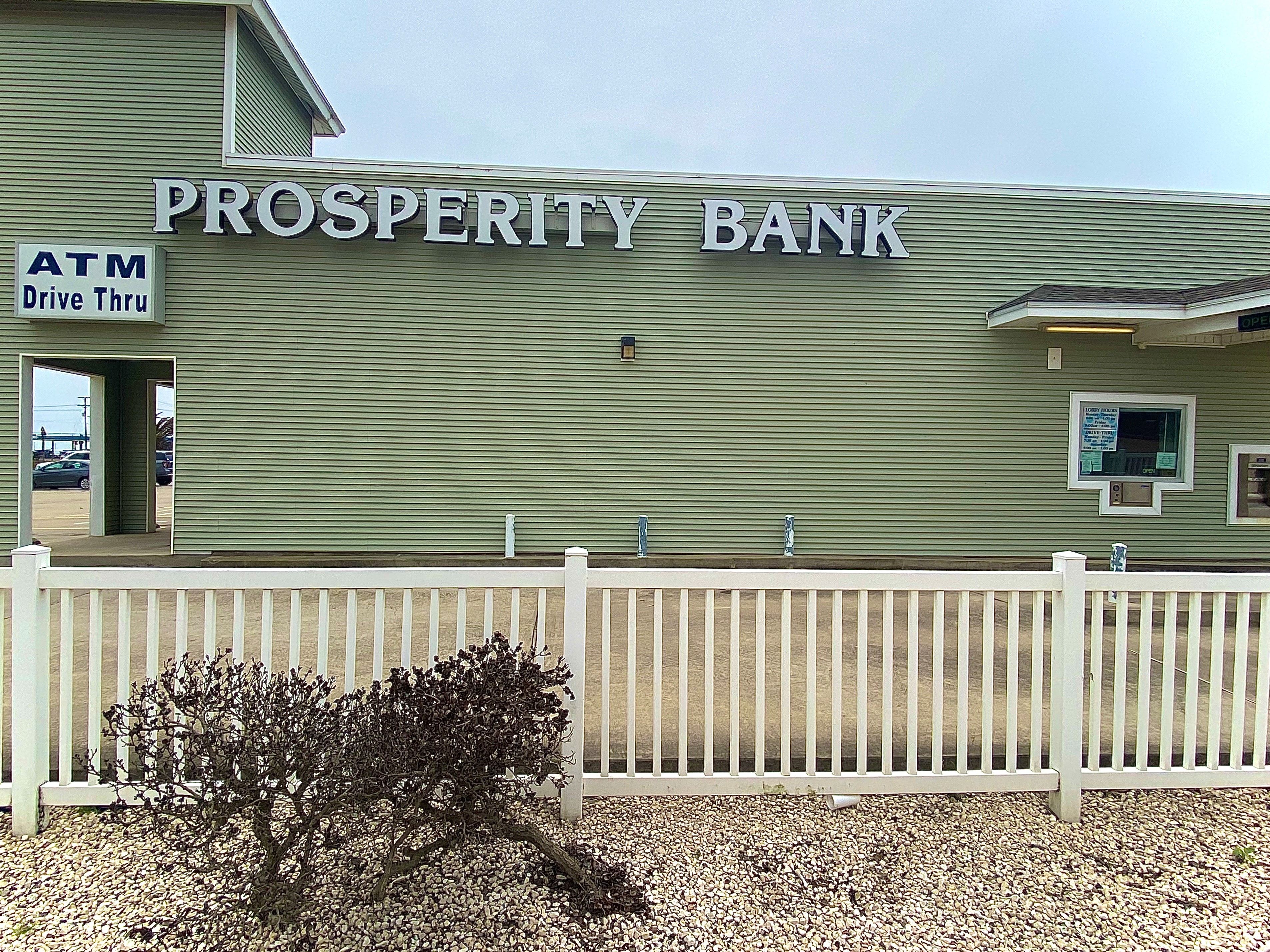 prosperity bank drive-thru hours