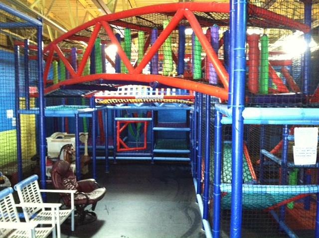 rumble tumbles indoor play centre & cafe