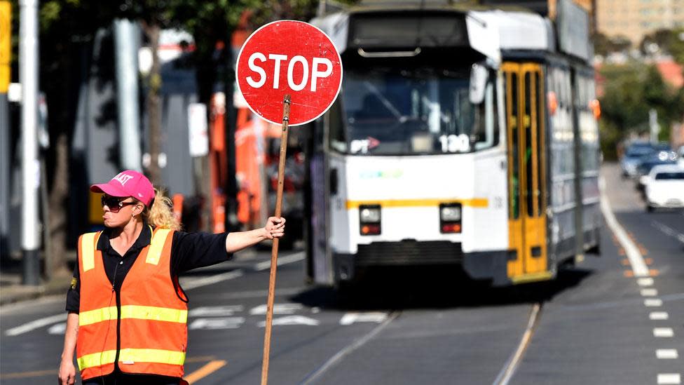 salary of traffic controller