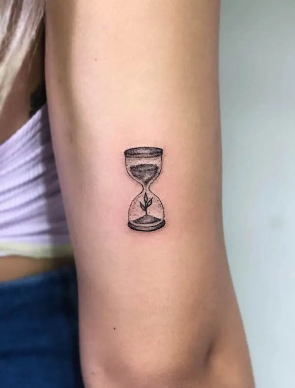 sand clock tattoo meaning