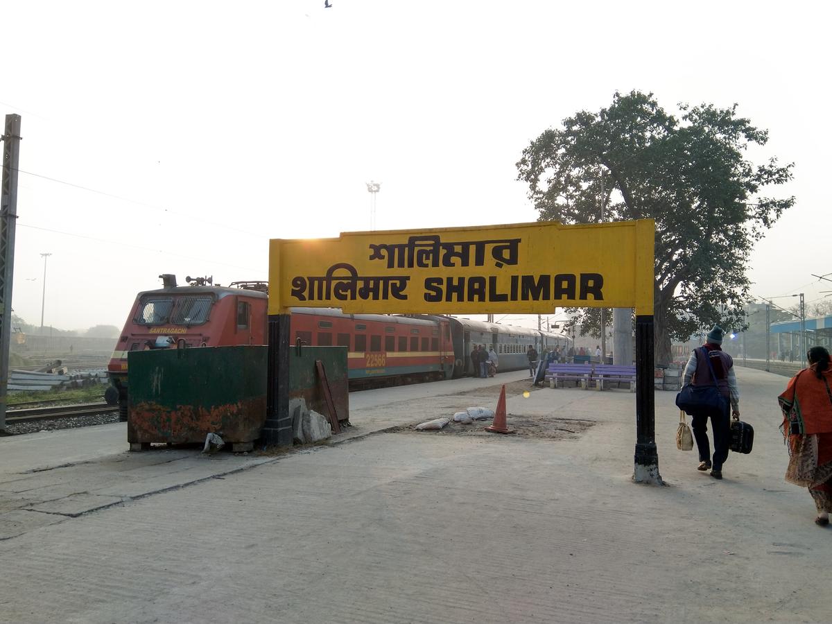 shalimar to howrah train