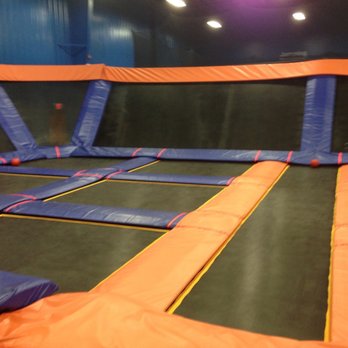 sky zone albany