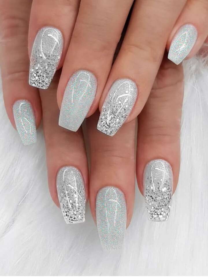 sparkly acrylic nails