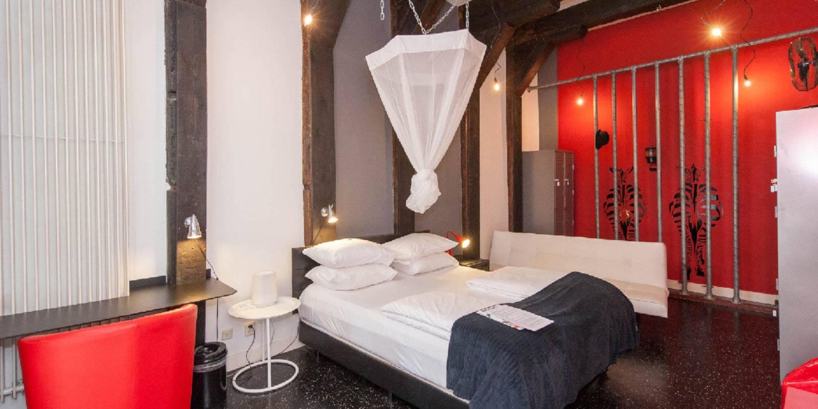 swingers hotel amsterdam