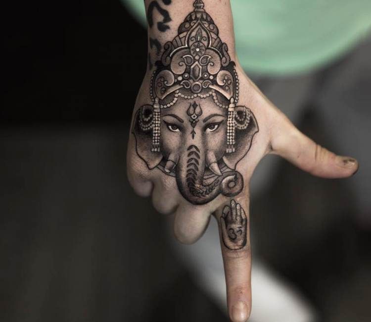 tatuajes ganesha