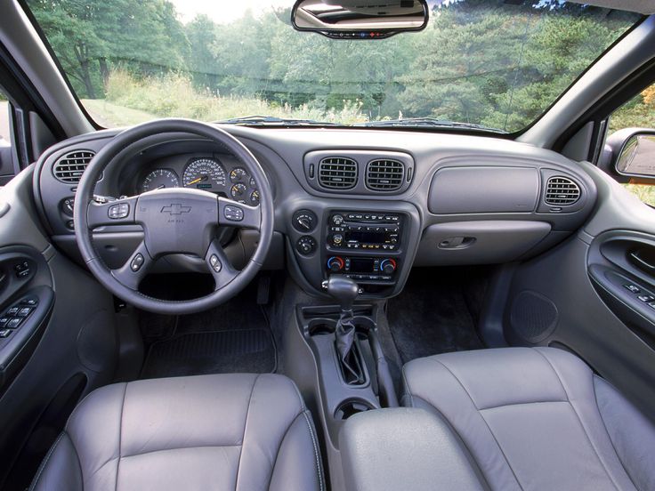 trailblazer 2002 interior