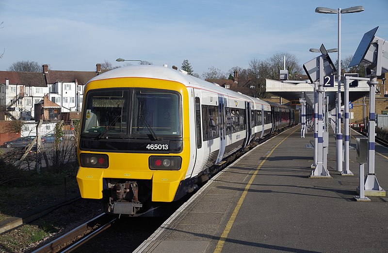 train times hayes and harlington