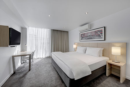 travelodge melbourne docklands reviews