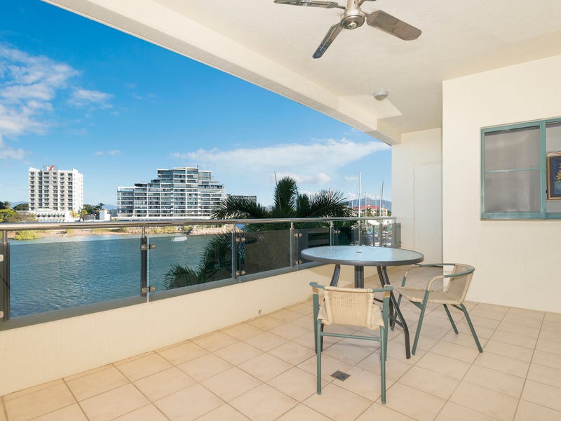 units for sale townsville strand