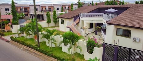 vacation homes in accra ghana