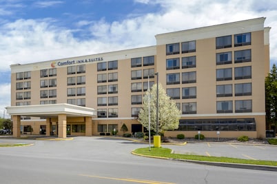 watertown hotels