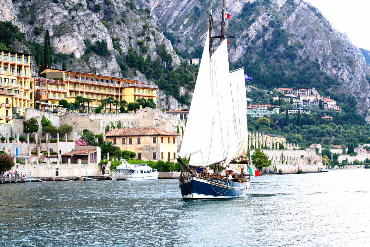 weather september lake garda