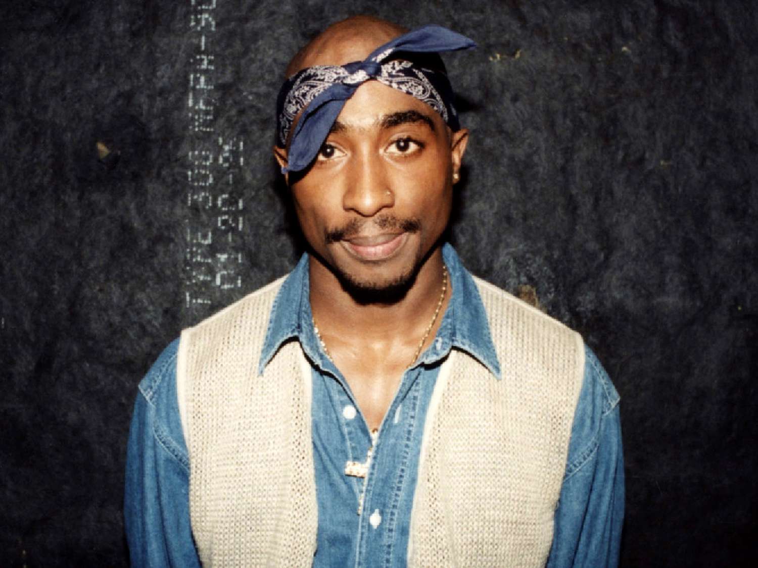 when did 2pac die